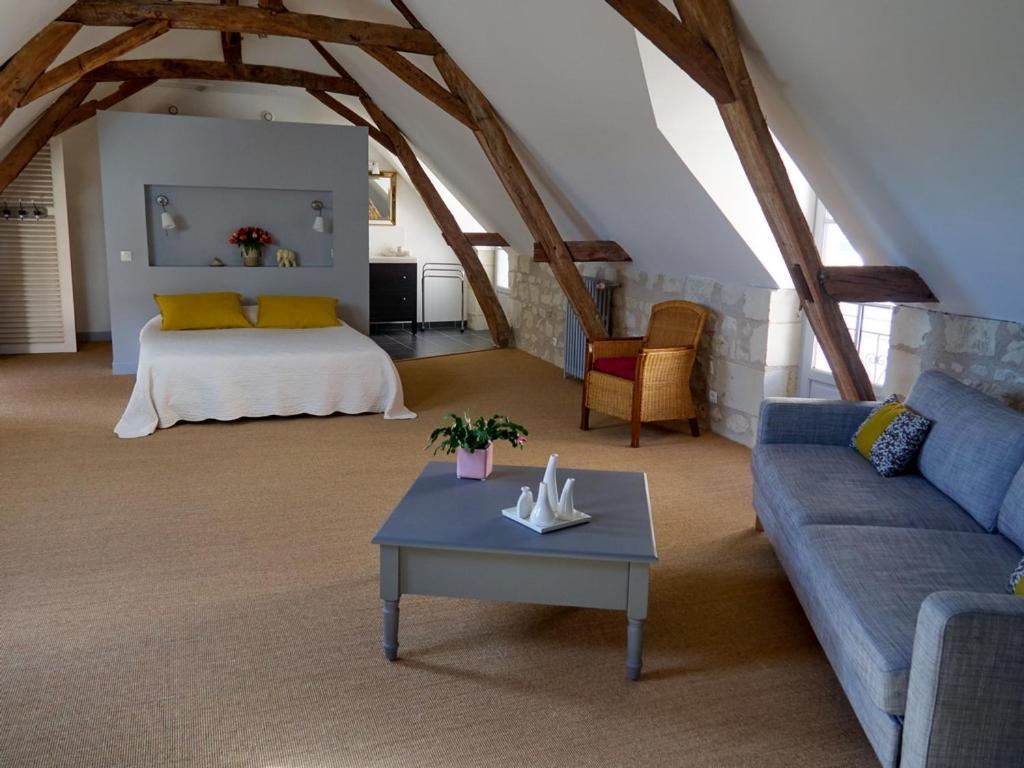 Chambres D'Hotes Rue Du Poids Bourgueil Exteriér fotografie